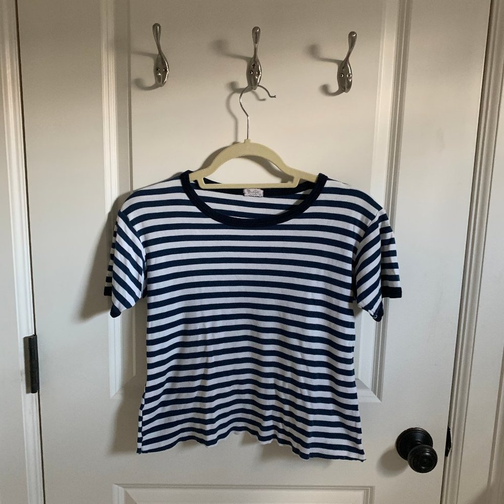 Brandy Melville t shirt